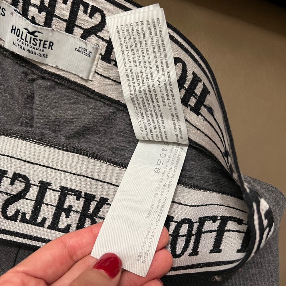 Hollister Logo Waistband Women's Gray Joggers - Picture 9 of 13